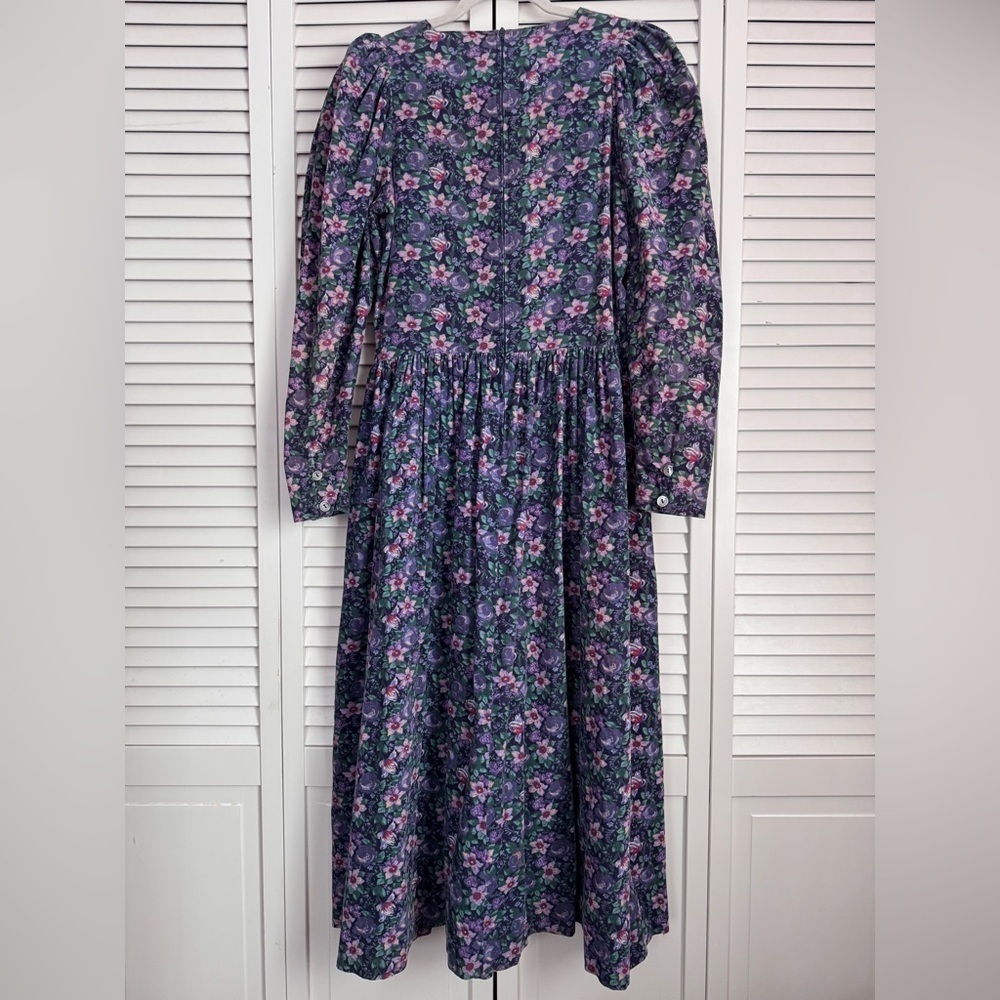 Laura Ashley Vintage Corduroy Puff Sleeve Floral Dress Cottagecore Purple 10 - Picture 9 of 11